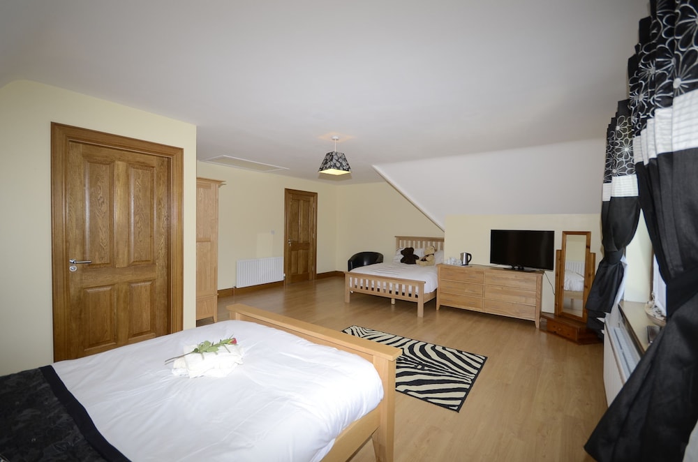 Deluxe Room, Hill View photo 1