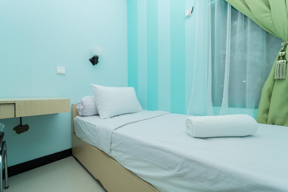 Twin Room - Photo 4