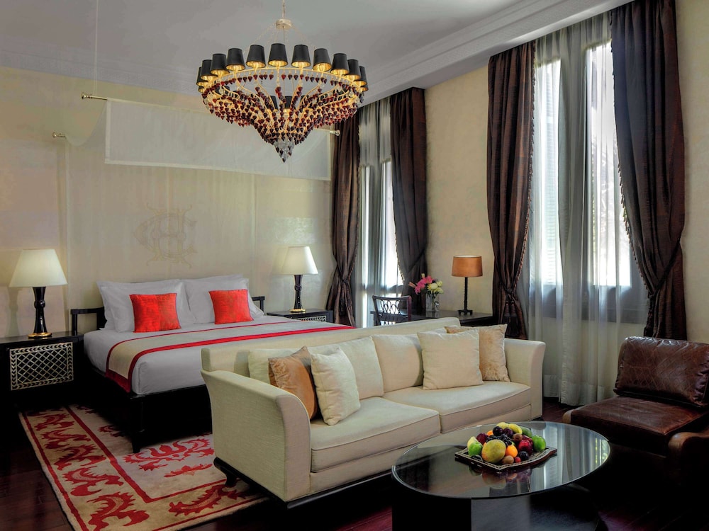Palace Cataract Suite, 1 King Bed, Garden View - Photo 2