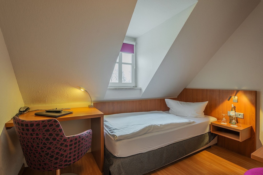 Single Room, Annex Building photo 2