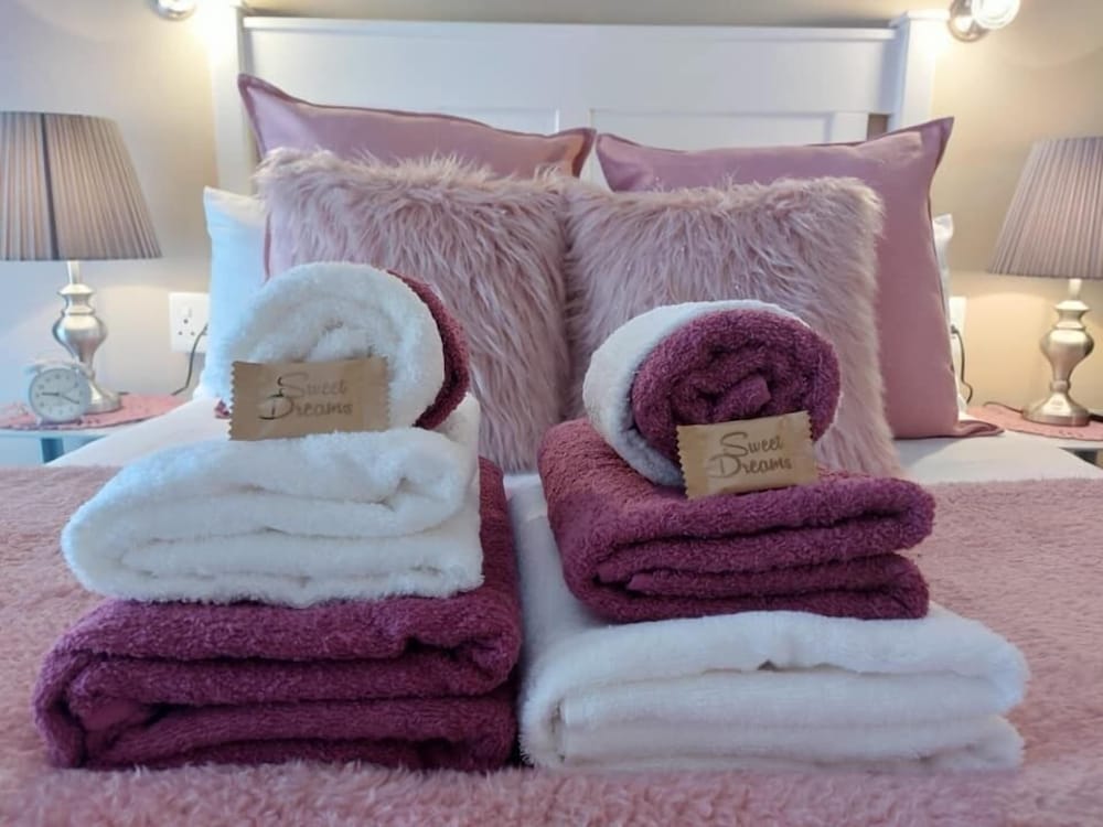 Luxurious En-Suite Double photo 3
