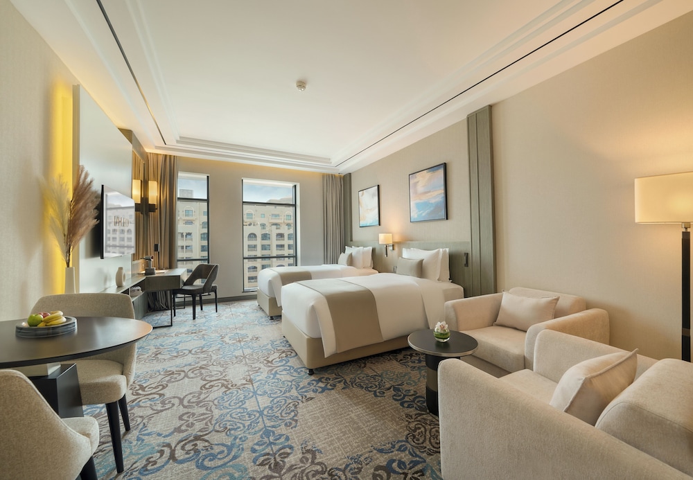 Deluxe Twin Room, 2 Twin Beds, City View photo 3