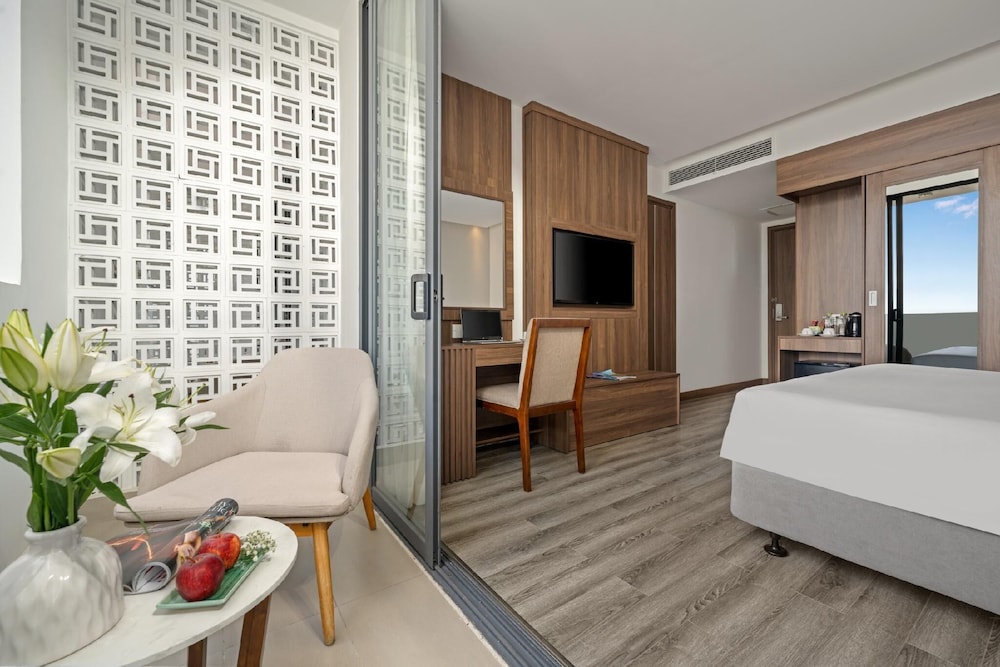 Senior Double or Twin Room, City View