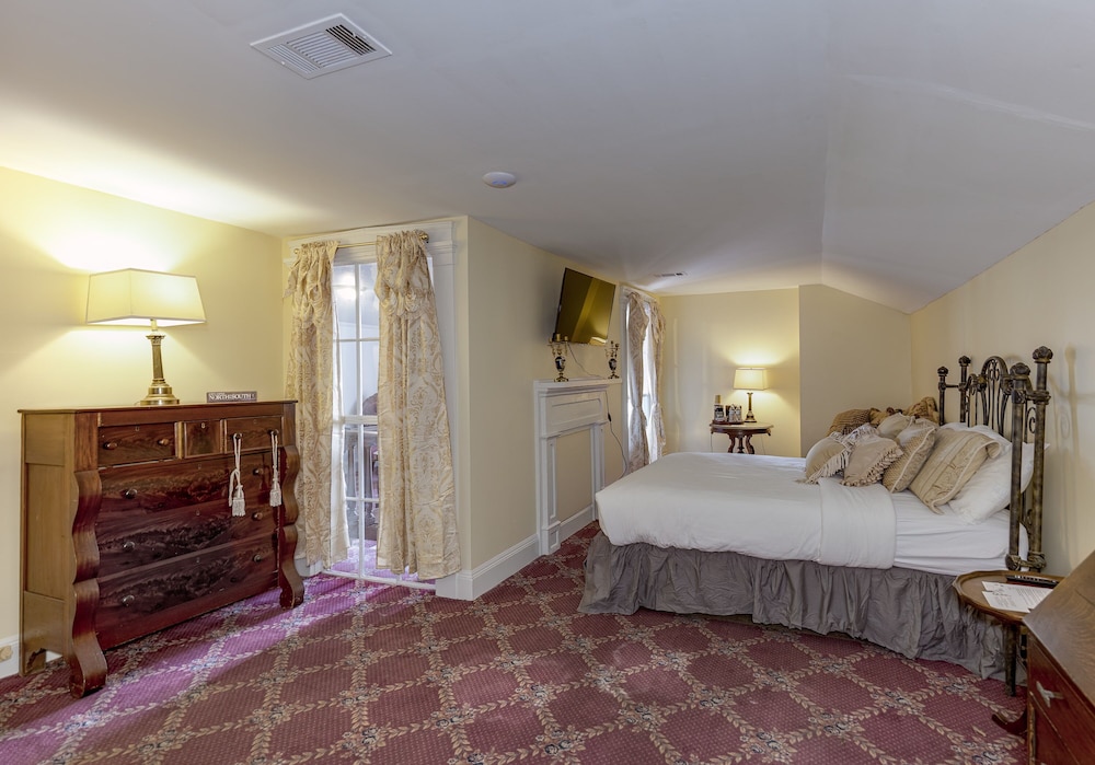 George Klein Room 11