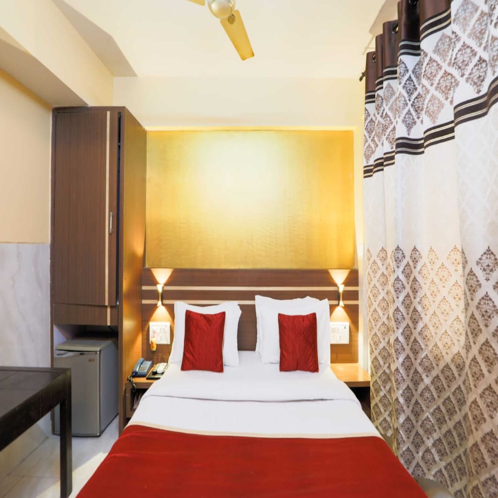 Deluxe Room - Photo 4