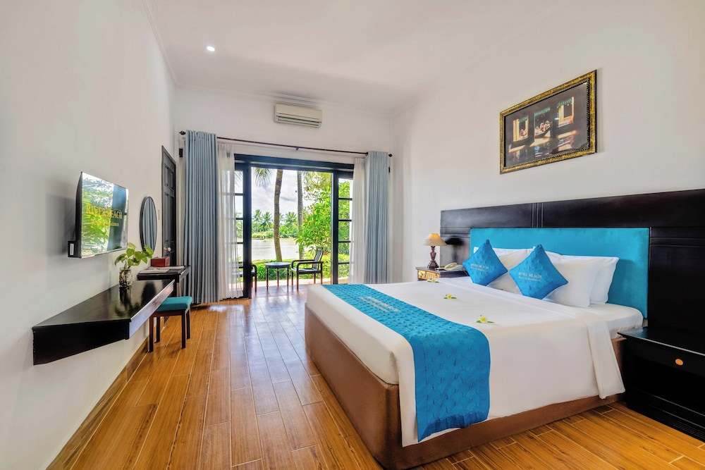 Luxury Double Room, River View photo 1