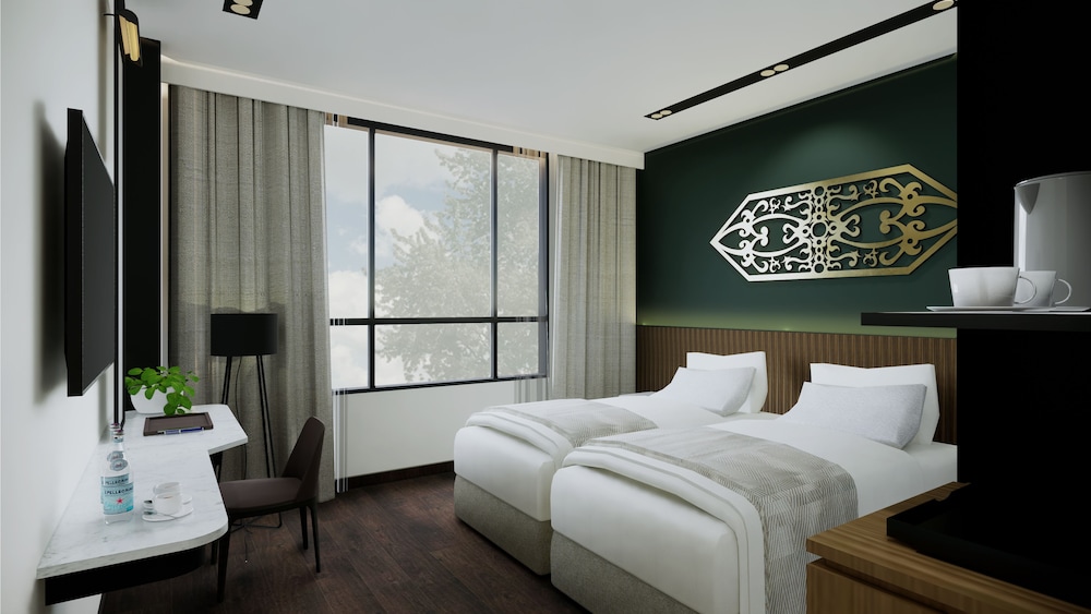 Deluxe King Room - Photo 6