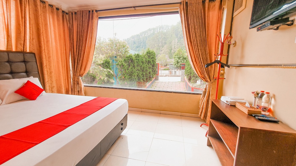 Superior Double or Twin Room - Photo 9