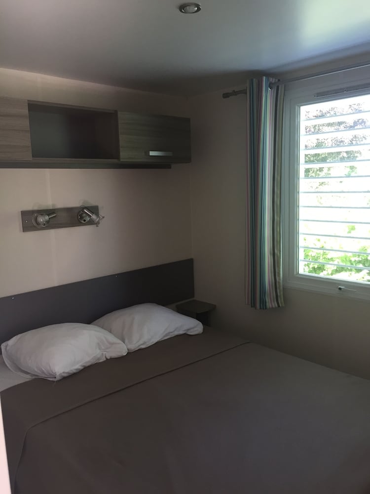Comfort Mobile Home, 2 Bedrooms photo 1