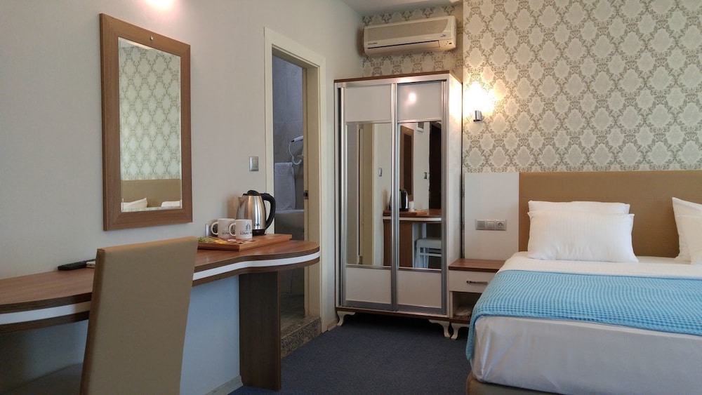 Double or Twin Room photo 1