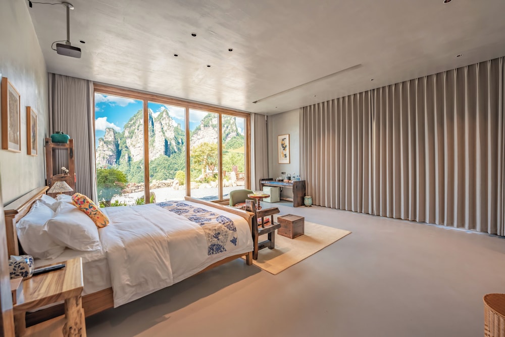 Exclusive Room