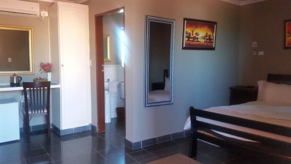 Executive Room photo 3