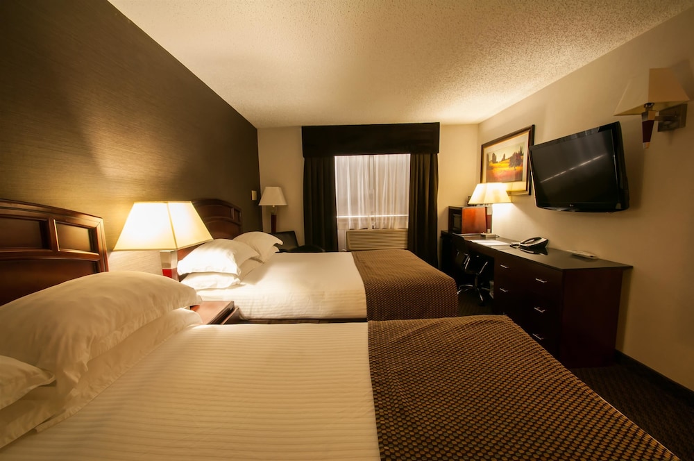 Standard Room, 2 Queen Beds, Non Smoking, Refrigerator & Microwave (Walk-in Shower) - Photo 3