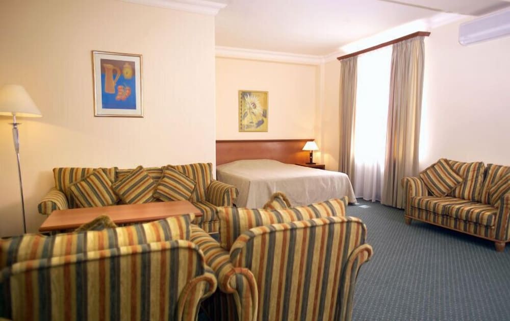Standard Room, 2 Bedrooms, Non Smoking