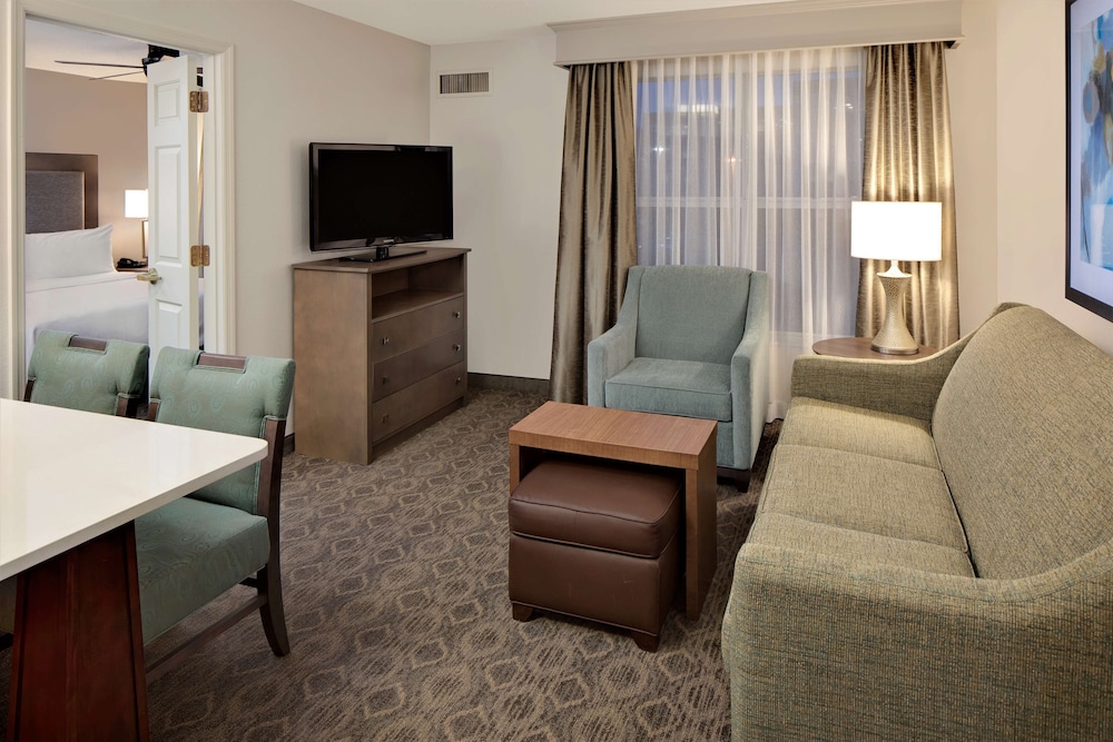 Suite, 1 King Bed with Sofa bed (High Floor, Mall View) photo 1