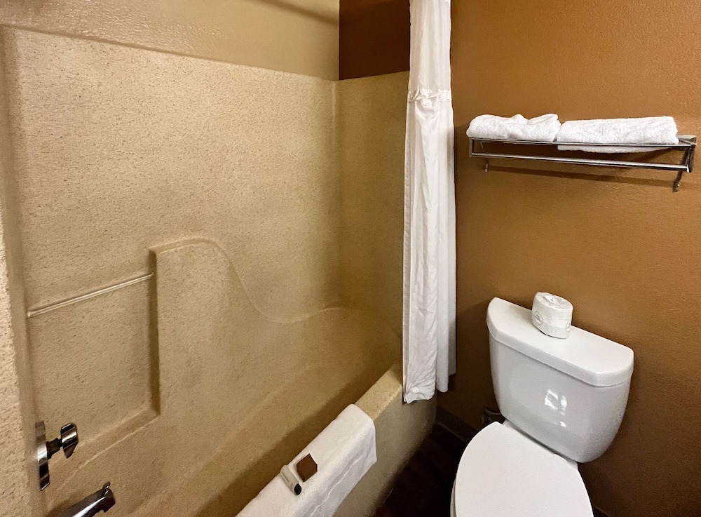 Standard Room, 2 Queen Beds, Non Smoking, Kitchen - Photo 6
