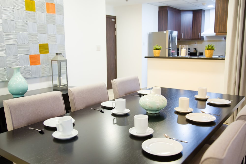 Basic Apartment photo 2