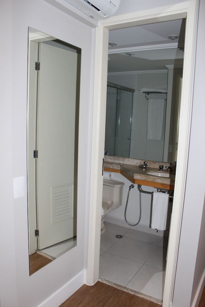 Deluxe Double Room - Photo 12