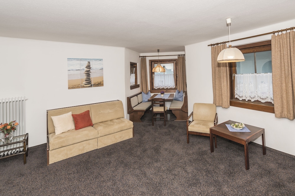 Apartment, Mountain View (6)