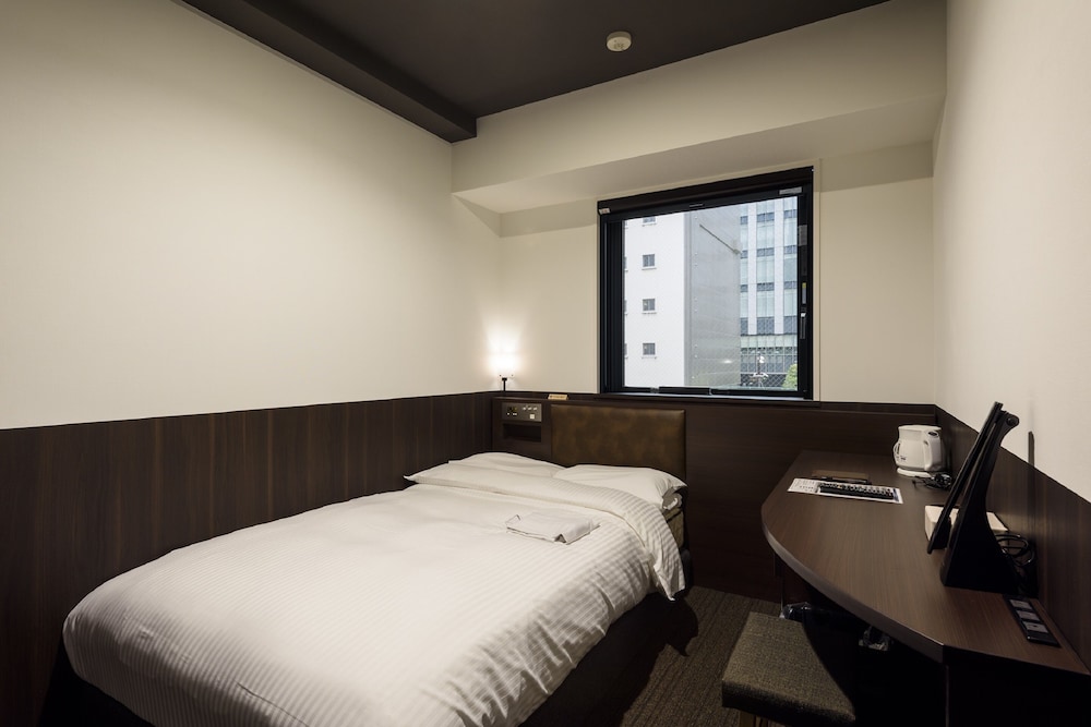 Single Room A, Non Smoking (Bed Width 120cm) photo 1