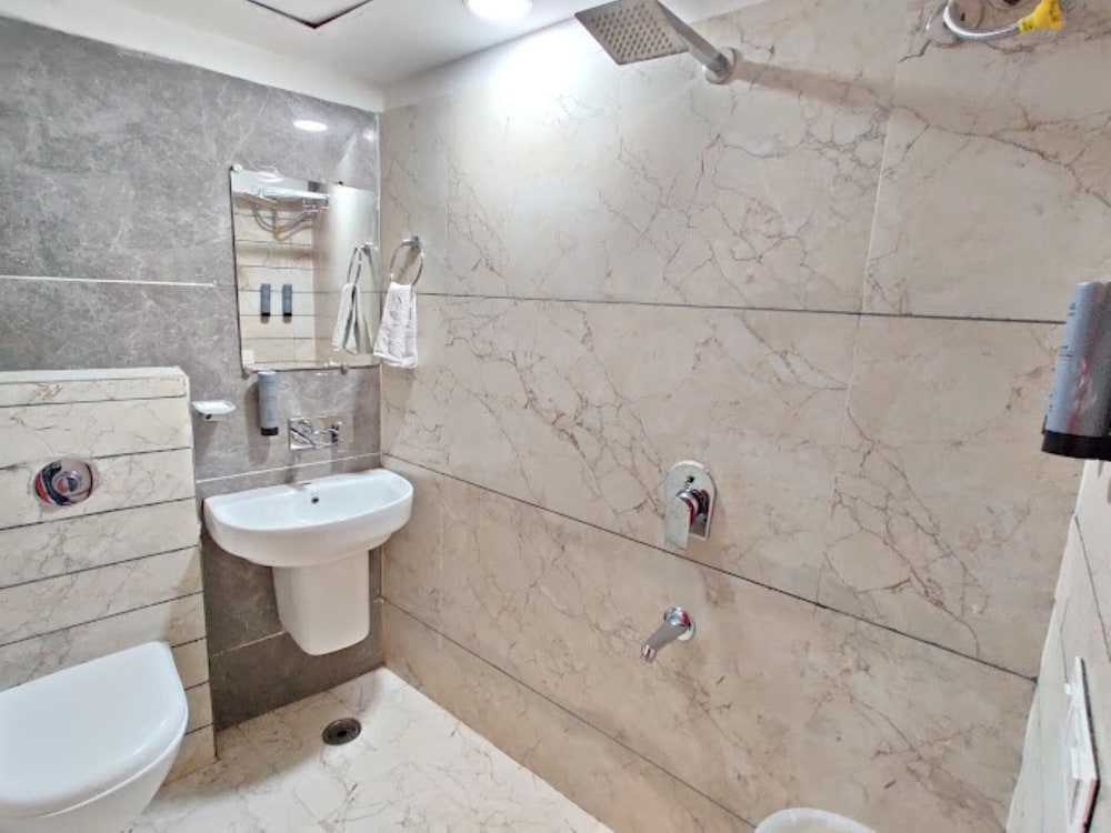 Deluxe Double Room, Multiple Bedrooms, City View photo 2