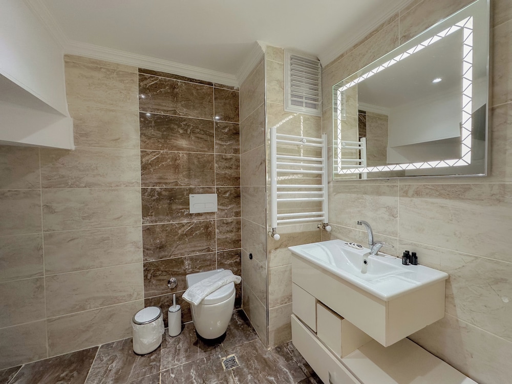 Deluxe Penthouse, 3 Bedrooms, Sea View photo 2