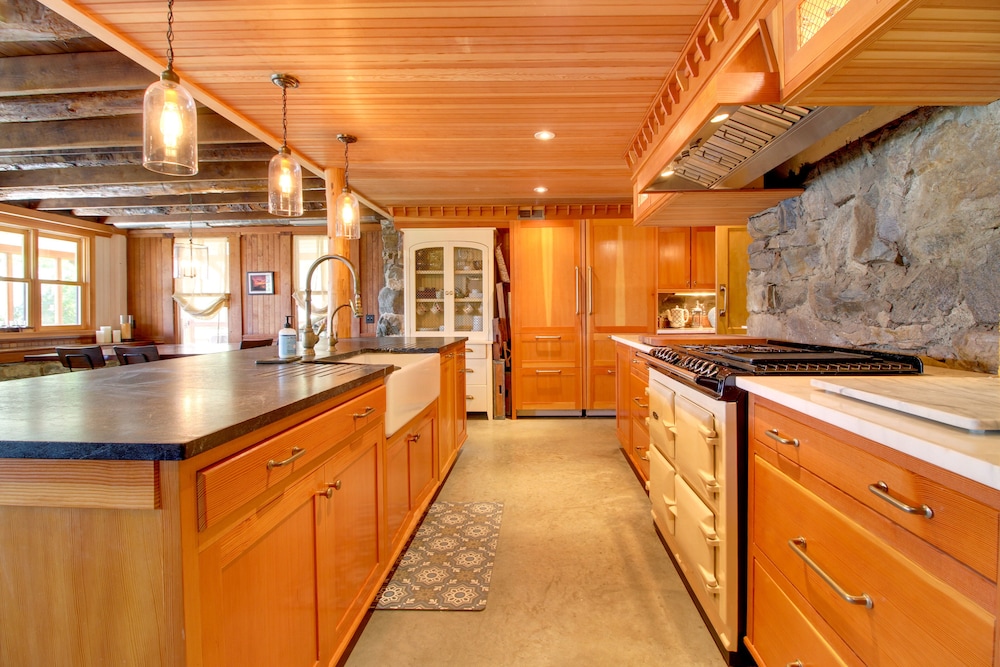 House (5 Bedrooms) photo 2