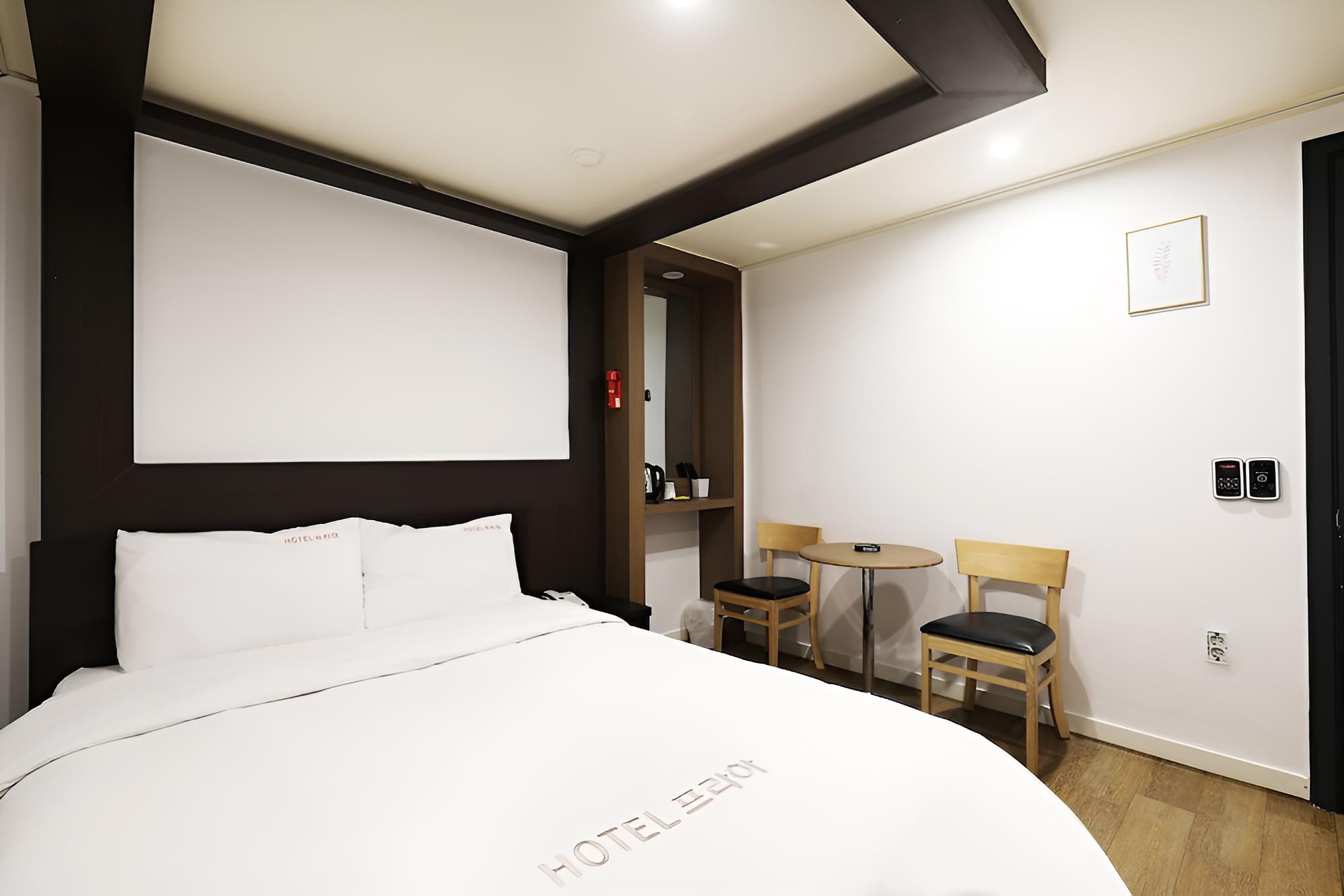 Business Double Room photo 3