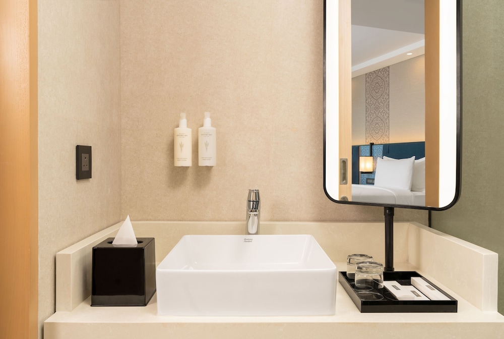 Available room
