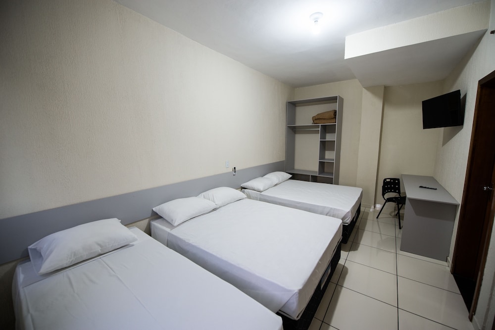Family Quadruple Room, Multiple Beds photo 2