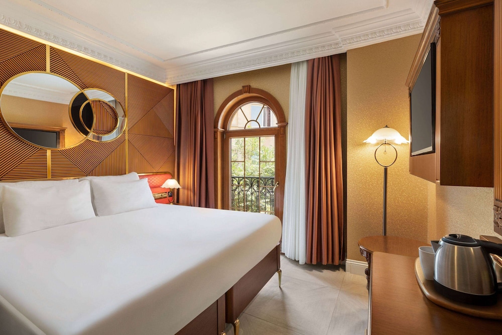 Room, 1 King Bed, Accessible photo 1
