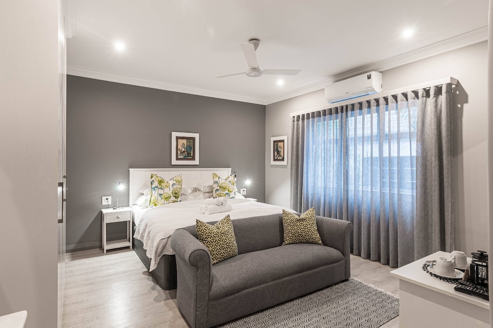 Standard Double Room - Photo 1