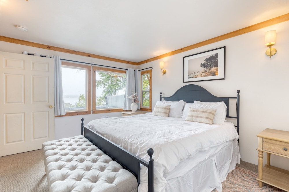 House (2 Bedrooms)