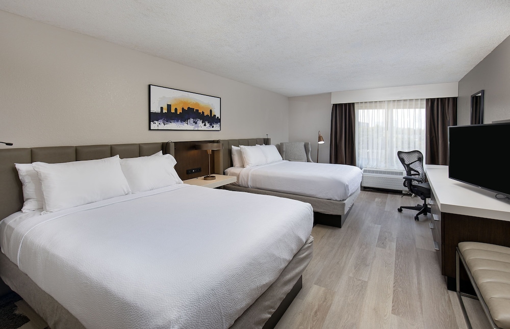 Deluxe Double Room, 2 Queen Beds photo 1