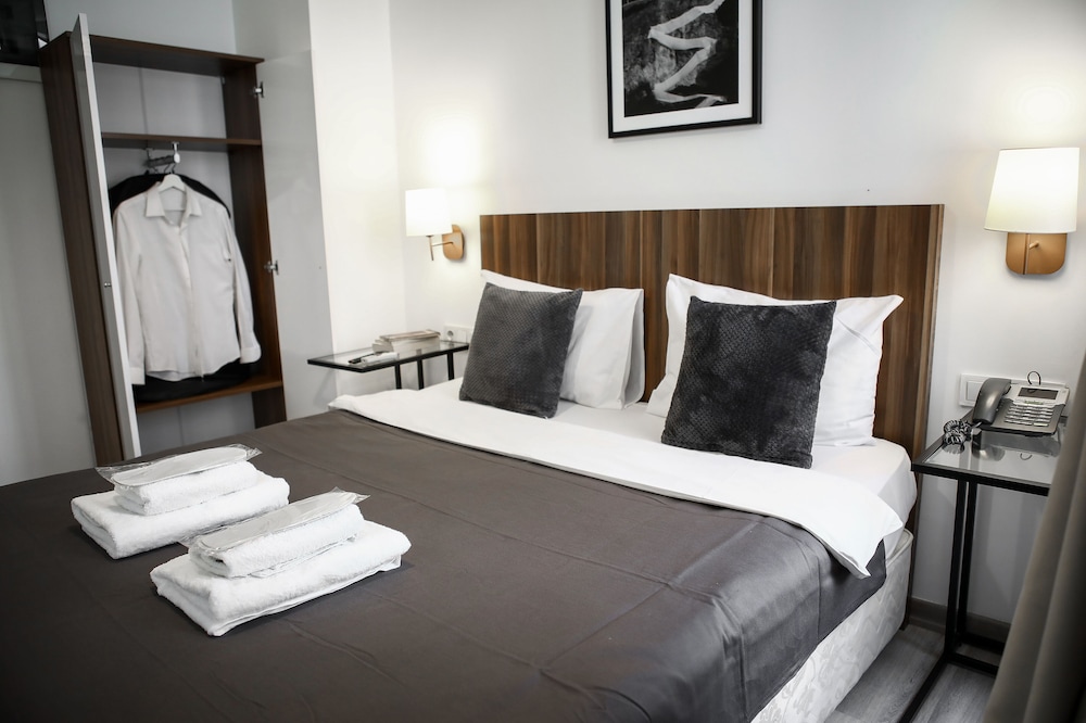 Standard Double Room photo 1
