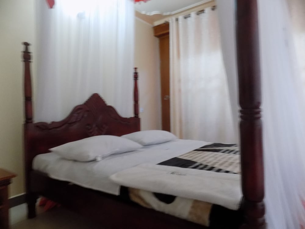 Deluxe Room, City View photo 3