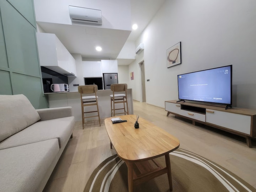 Superior Apartment, 1 Bedroom, Balcony, City View
