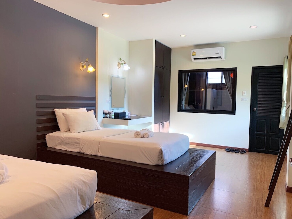 Standard Twin Room photo 2