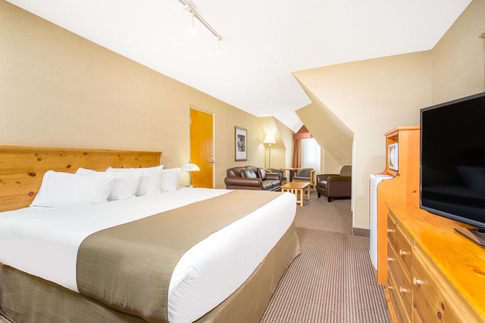 Deluxe Double Room, 1 King Bed - Photo 1