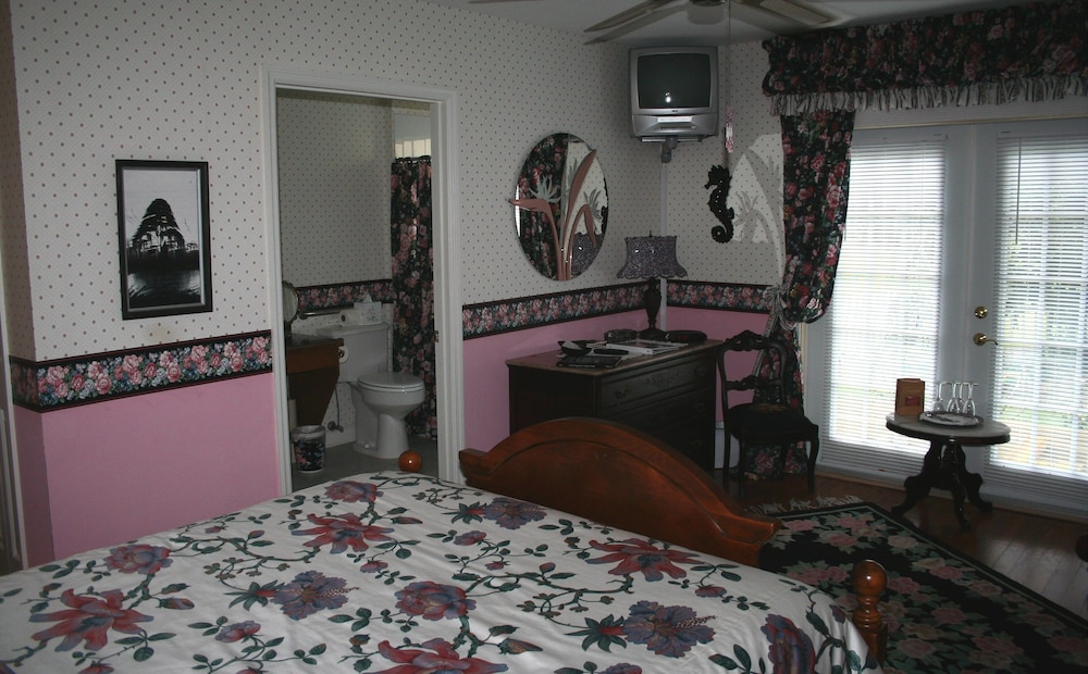 Superior Double Room, 1 Bedroom, Accessible, Garden Area, Pet Friendly (Zoi Garden) photo 3