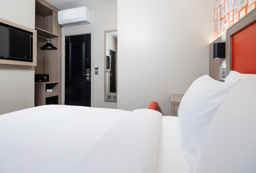 Deluxe Double Room photo 2