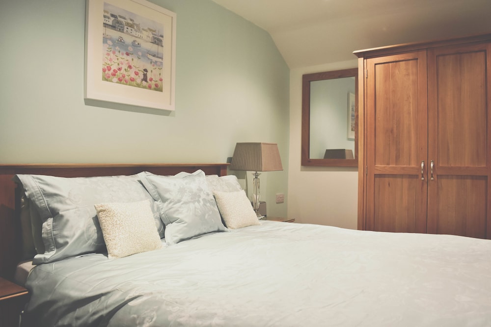 Deluxe Double Room (Room 3)