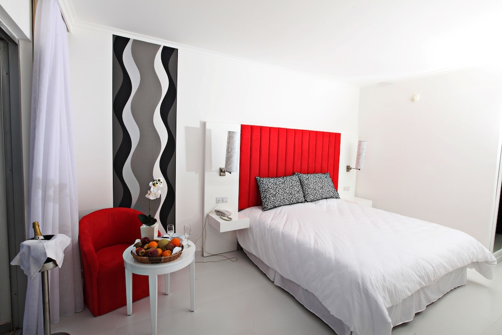 Double or Twin Room, Sea Facing photo 2