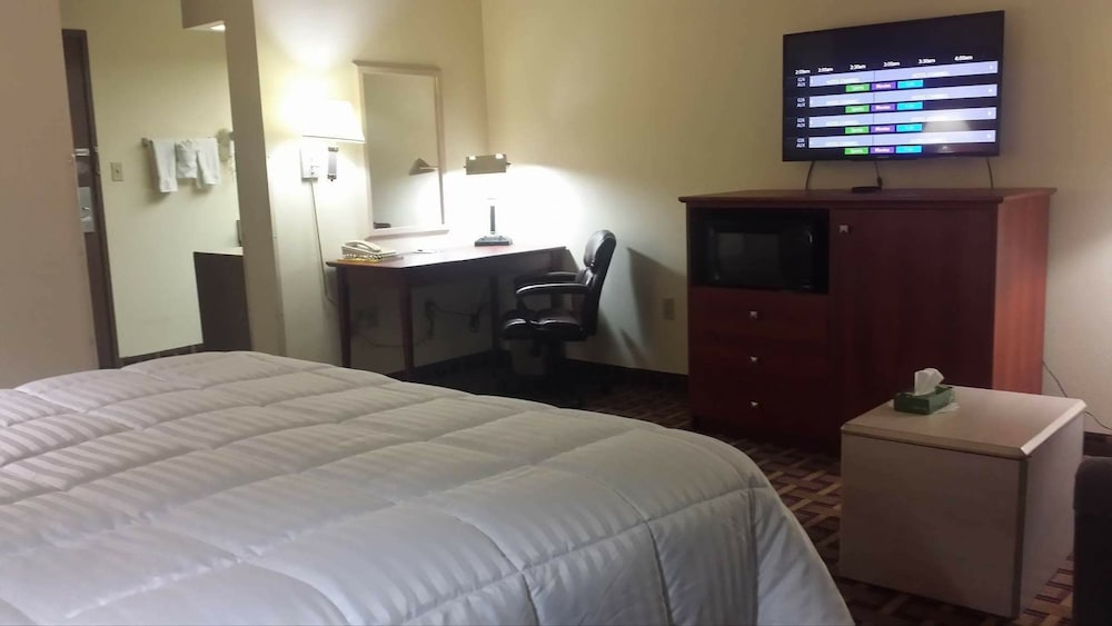 Studio Suite, 1 King Bed, Non Smoking - Photo 6