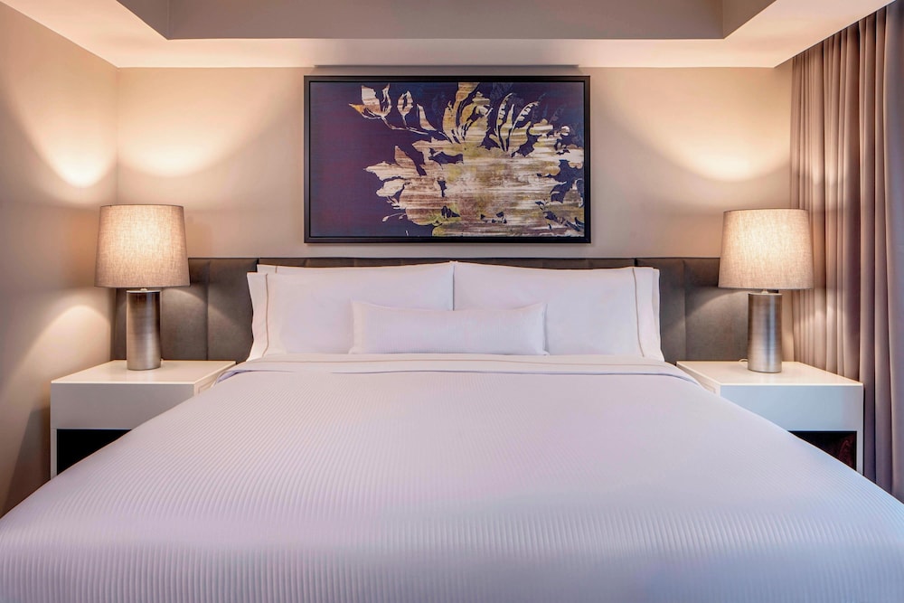 Executive Suite, 1 Bedroom - Photo 4