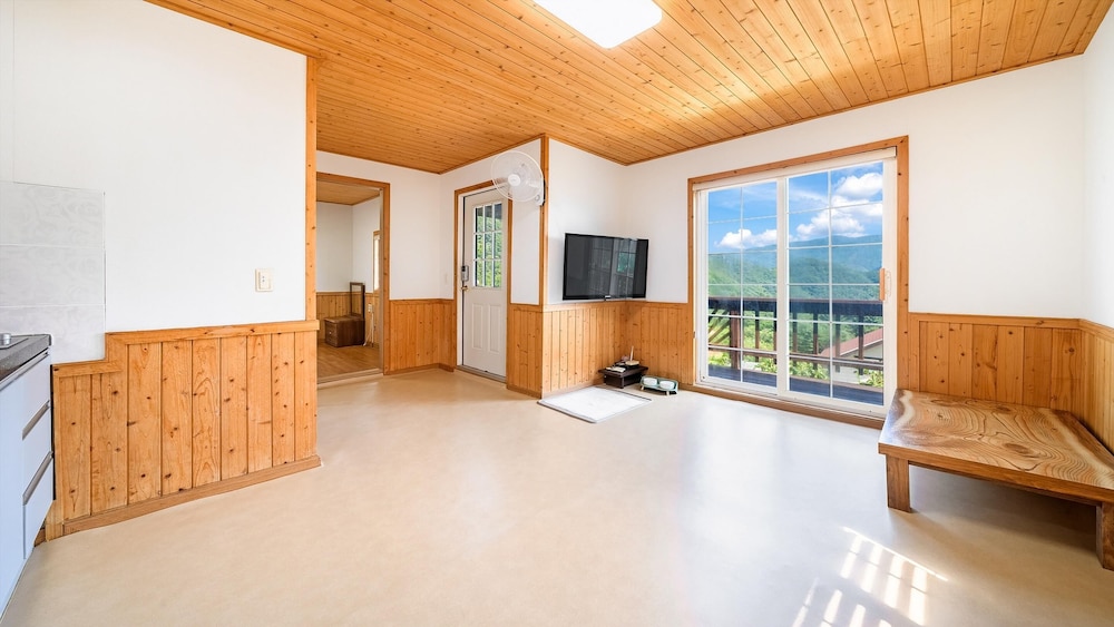 Basic Room, 1 Bedroom (Malti1) photo 1