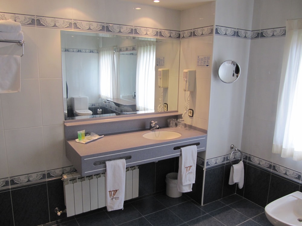Junior Suite Single Use photo 3