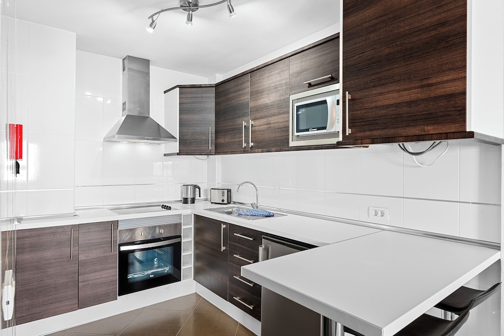 Superior Apartment, 1 Bedroom thumbnail 6