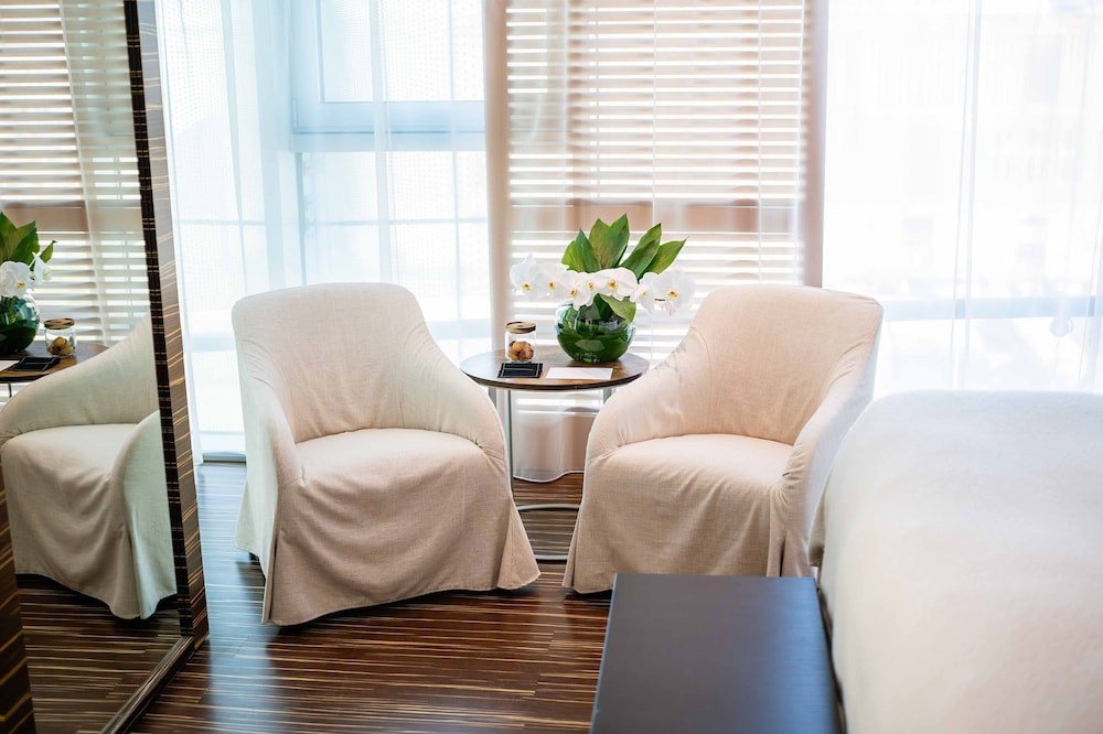 Junior Studio Suite