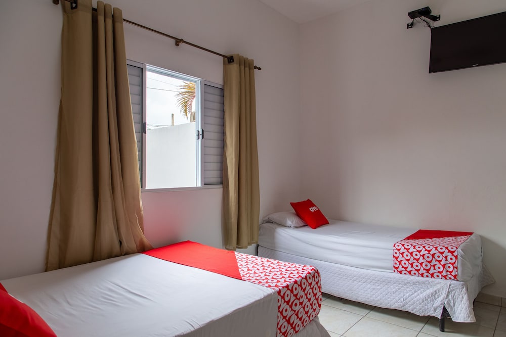 Triple Room, Multiple Beds photo 2